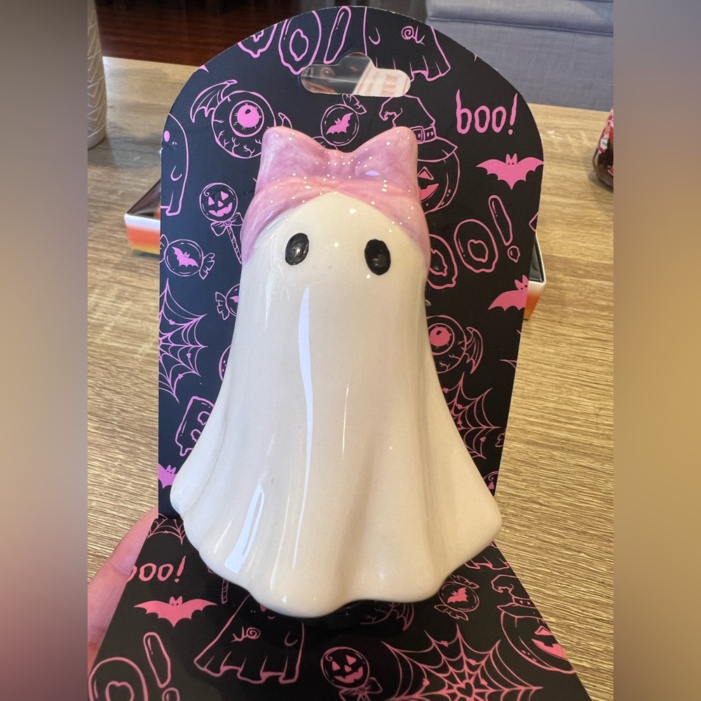 Pink and White Ghost Figurine bottle stopper